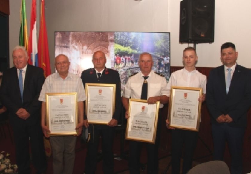 Svečanom sjednicom obilježen Dan općine Kaptol i blagdan zaštitnika sv. Petra i Pavla - nagrađeni najzaslužniji pojedinci i udruga