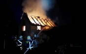 U požaru u Rajsavcu izgorio građevinski objekt i sijeno u njemu