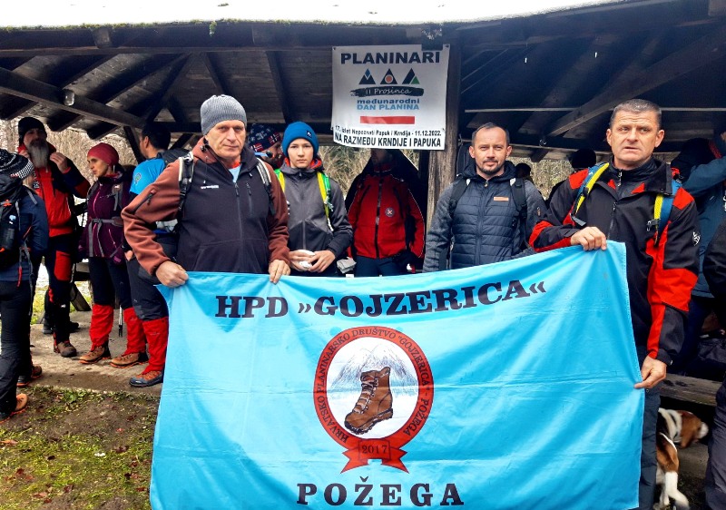 pAPUK04