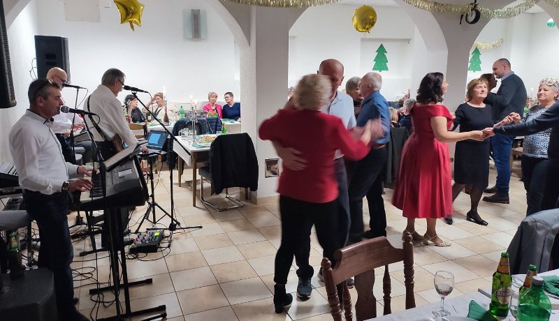 0 02 05 2f8e03fe875e77b7e6f2dc2d5249fa8541c3ff1cb5f11bbffbdb9227388e10b8 50be112690a01dd2