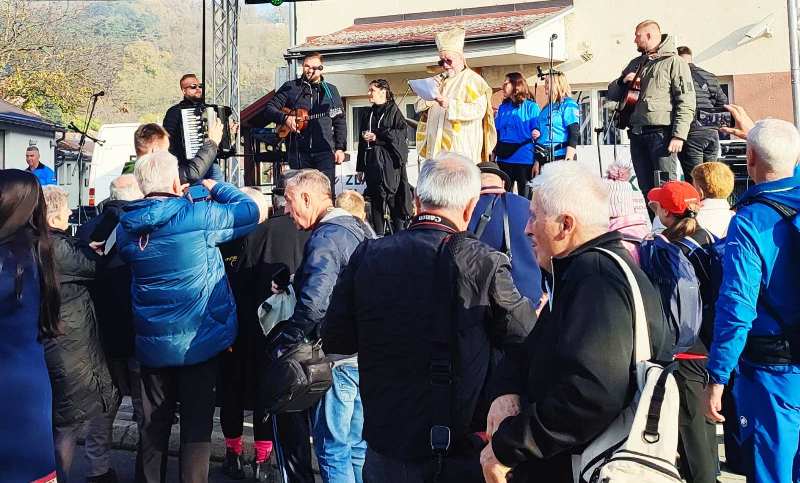 0 02 05 5f6e9eb68dafb22a2dd04f6d1d372675c9d5a3a537975f4f4368d1813651add1 c97f3381b0dc24b4