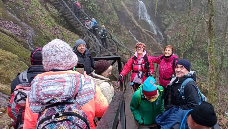 0 02 05 c3e93a99ce024749ed211dc32820c522ce30bf6df0f2510f2bcc345399b2f9a5 166ada01f6f625ff