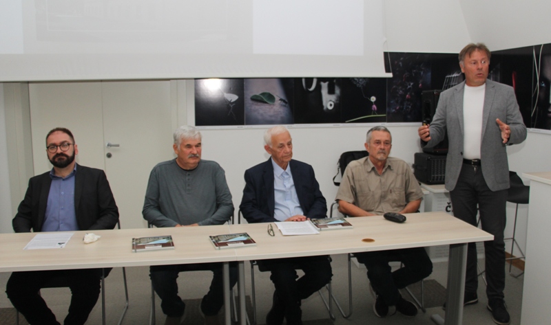 Predstavljena je knjiga „Park u Ovčarama (naselje, dvorac i perivoj)“ 