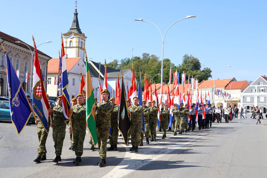 Obilježen Dan hrvatskih branitelja Požeško-slavonske županije i 35 godina od oslobođenja vojarne