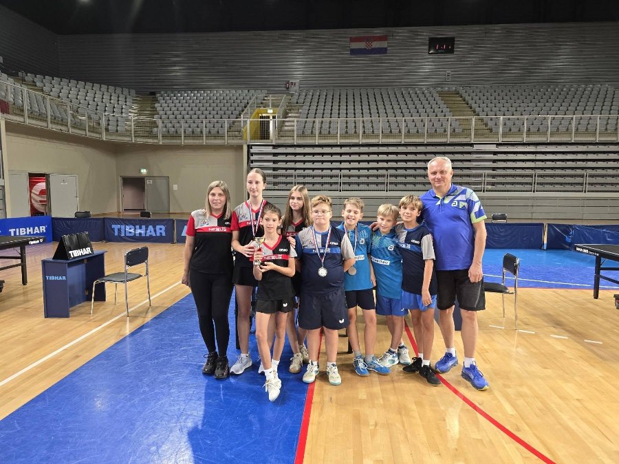 Natjecatelji Stolnoteniskog kluba Požega sezonu otvorili sa šest postolja