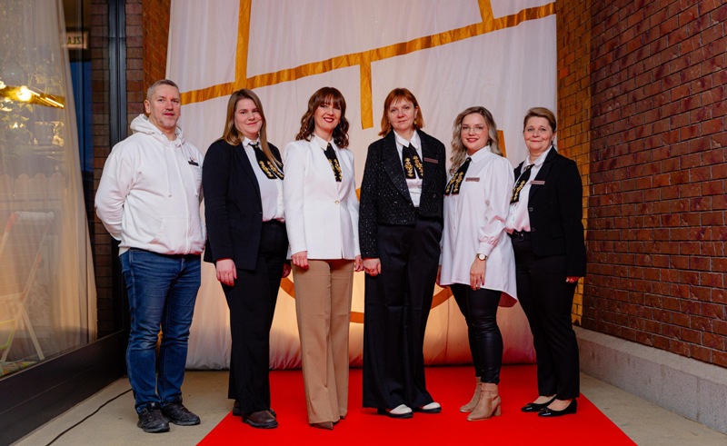 aef35c99 a04c 4b0a 981a 4710f224ee93