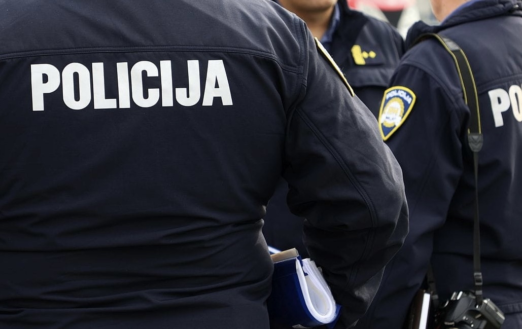 29-godišnjaku policija oduzela pištolj