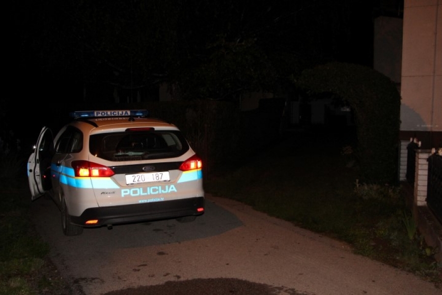 47-godišnjak koji je pretukao vlastitog oca i pokušao zapaliti kuću predan pritvorskom nadzorniku