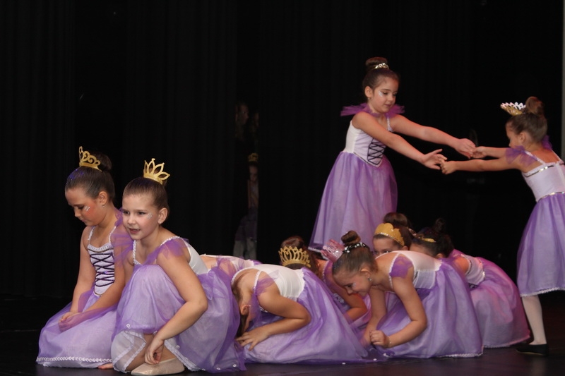 Bajka o maloj požeškoj princezi i Grad mojih snova kao plesni uvod u nadolazeće blagdane