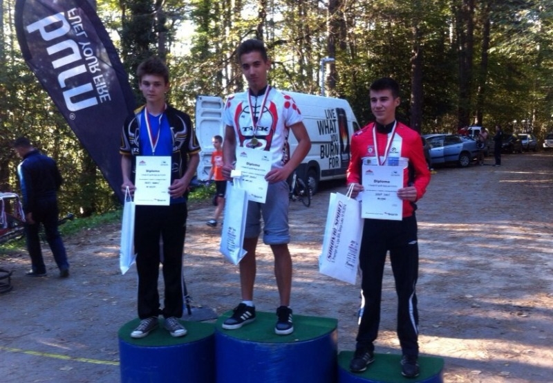 Biciklisti Luks Racing Teama u Banja Luci