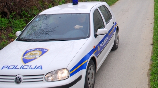 Bježao policiji preko polja od Lukača do Ciglenika