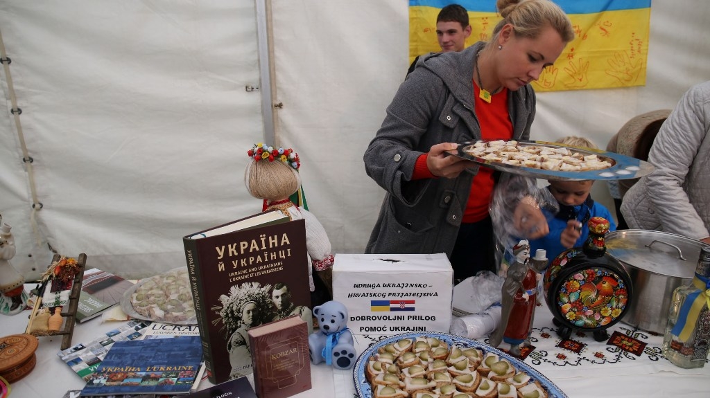 Gastronomija Talijana, Mađara, Čeha, Srba, Ukrajinaca i Francuza
