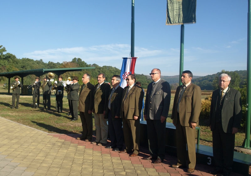 Gađali glinene golubove u dvije discipline