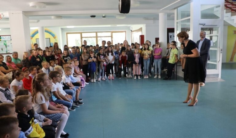 Grad Pleternica i ove godine financira kupnju radnih bilježnica