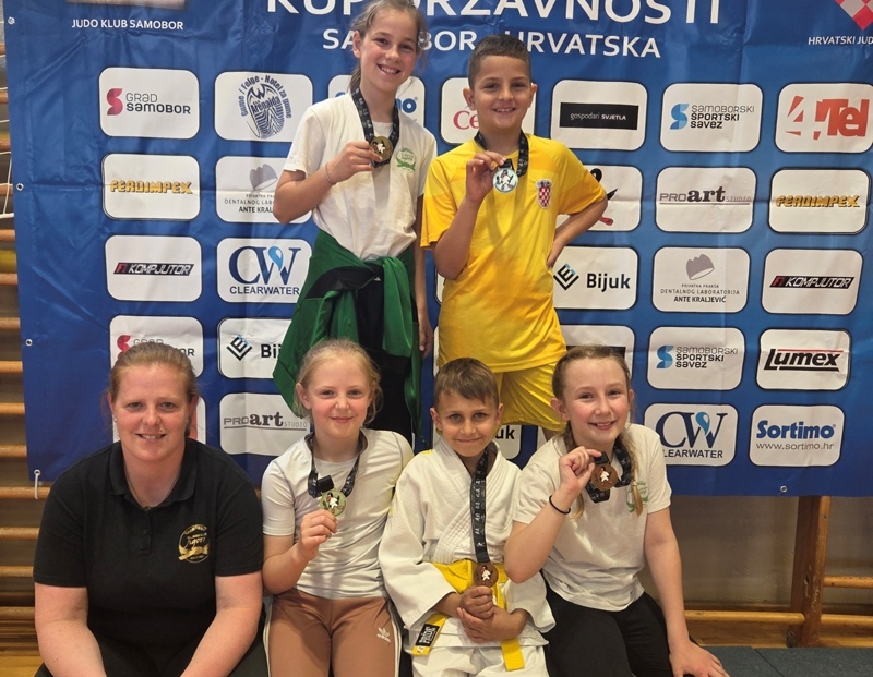 Judo klub "Jigoro" iz Jakšića nastupio je na Međunarodnom kupu državnosti u Samoboru i osvojio 5 medalja