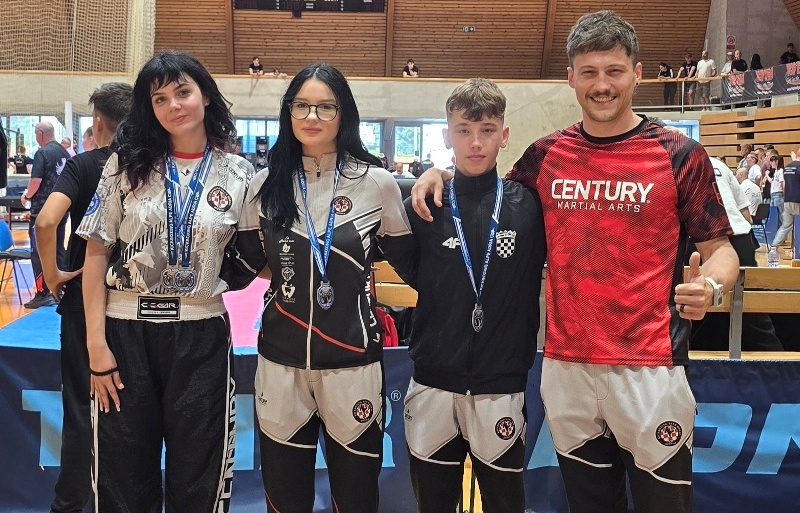 Kickboxing klub "Borac" Požega uspješan na Alpe Adria Cupu u Umagu - Anamarija zlatna!