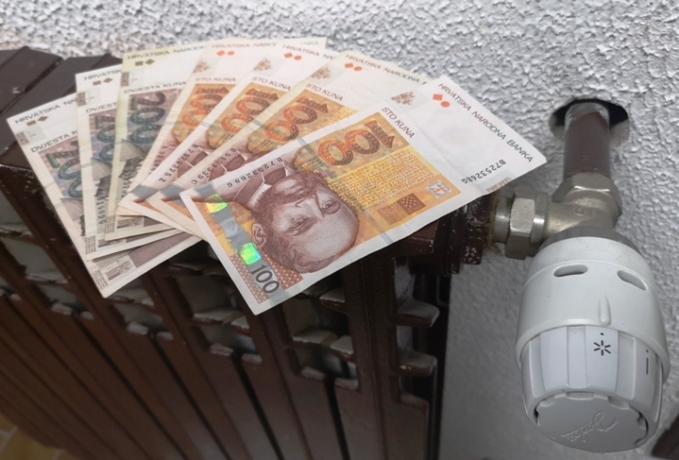 Krenule isplate božićnice i jednokratne pomoći umirovljenicima s područja grada Požege
