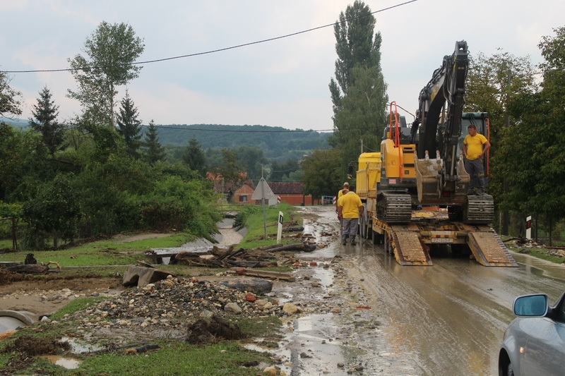 Mjesto Orljavac zahvatilo olujno nevrijeme, te napravilo velike materijalne štete mještanima