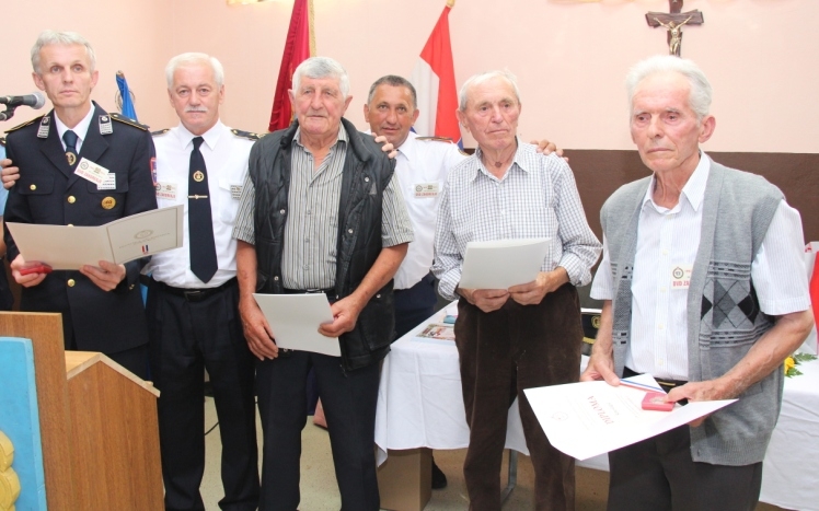 Nagradili tri živuća osnivača vatrogasnog društva