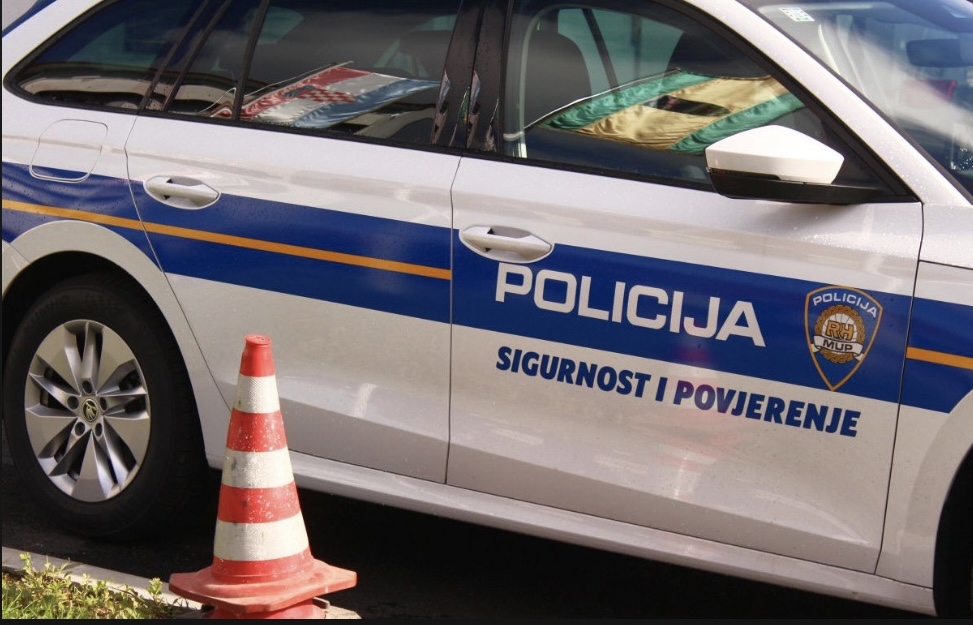 Nakon prometne nesreće napustio mjesto događaja, pronašla ga policija