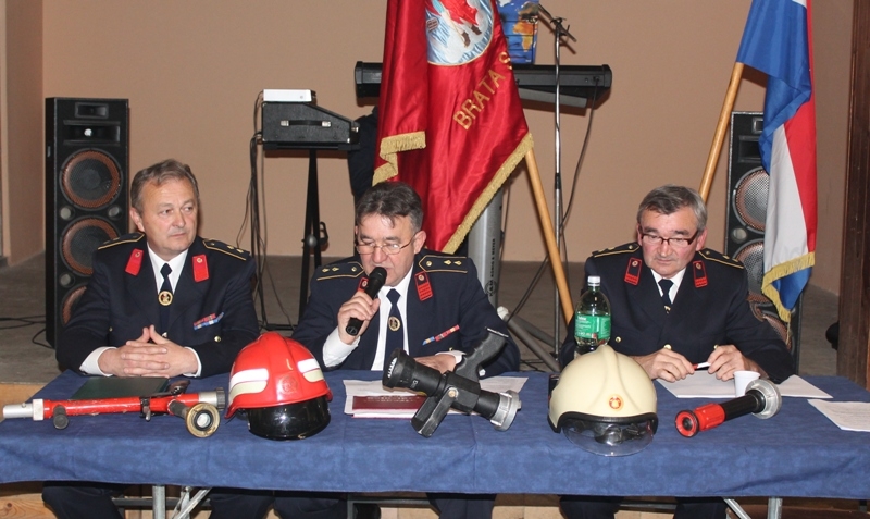 Navalno vozilo neregistrirano pa će na požare ići pješice