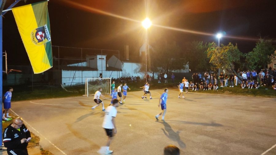 Noćni turnir u Zagrađu: Vrhunski nogomet, bogat nagradni fond, tradicionalni slavonski specijaliteti i neprocjenjiva noćna atmosfera