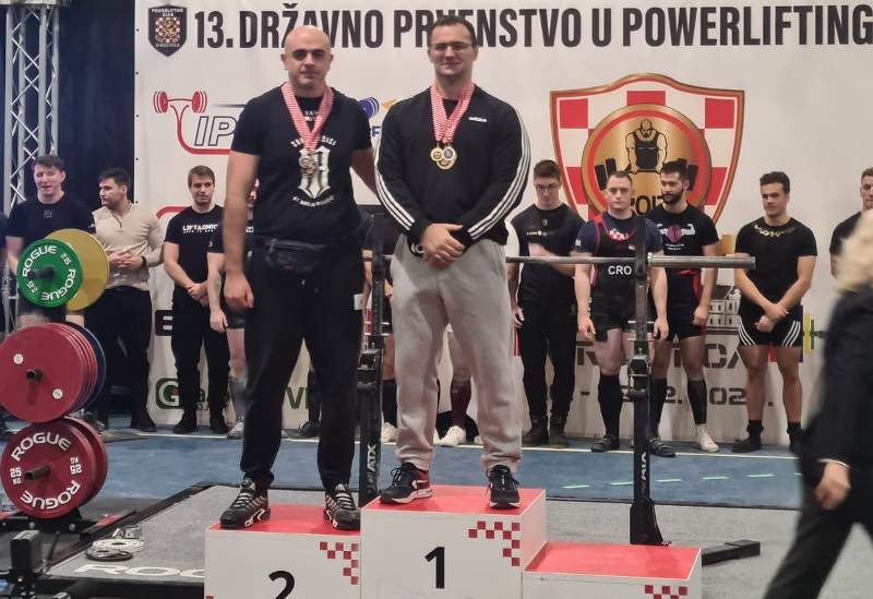 Odlični rezultati članova PLK "Body Art" Požega na državnom prvenstvu u powerliftingu i bench pressu