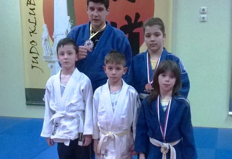 Osvojili dvije zlatne i jednu brončanu medalju