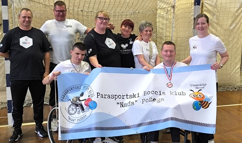 Parasportski boccia klub "Nada" iz Požege i Matej Pernar na Prvenstvenom turniru Hrvatske u Solinu osvojio brončanu medalju