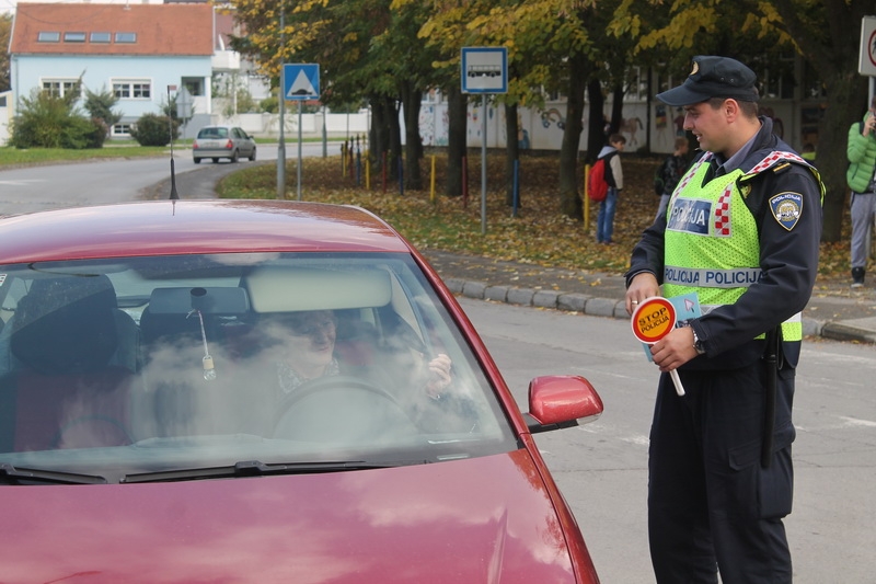 Policija provodila akciju korištenja sigurnosnog pojasa