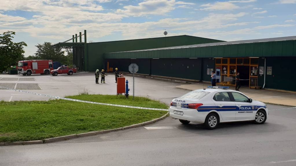 Požar u požeškom trgovačkom centru KTC-a