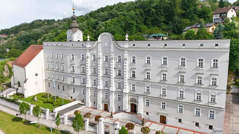 Priopćenje Požeške biskupije povodom oskvrnuća spomen-ploče u Sloboštini i drugim mjestima