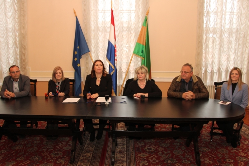 Projekt "Energetska obnova vanjske ovojnice zgrade Zavoda za javno zdravstvo Požeško-slavonske županije"