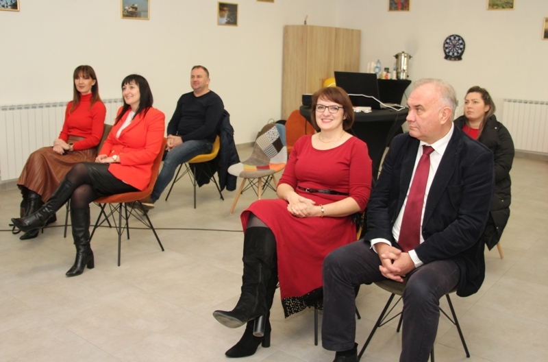 Promocija projekata Udruge Mladi za mlade Pleternica #mladistart i Slatki zalogaj