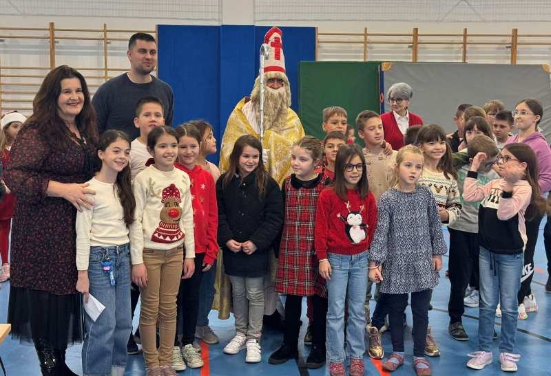 Sveti Nikola posjetio Cesariće