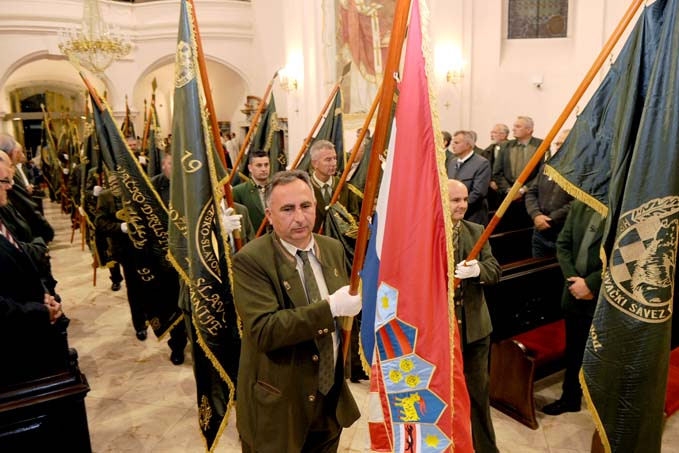 Tradicionalno u požeškoj Katedrali lovci proslavili svog nebeskog zaštitnika