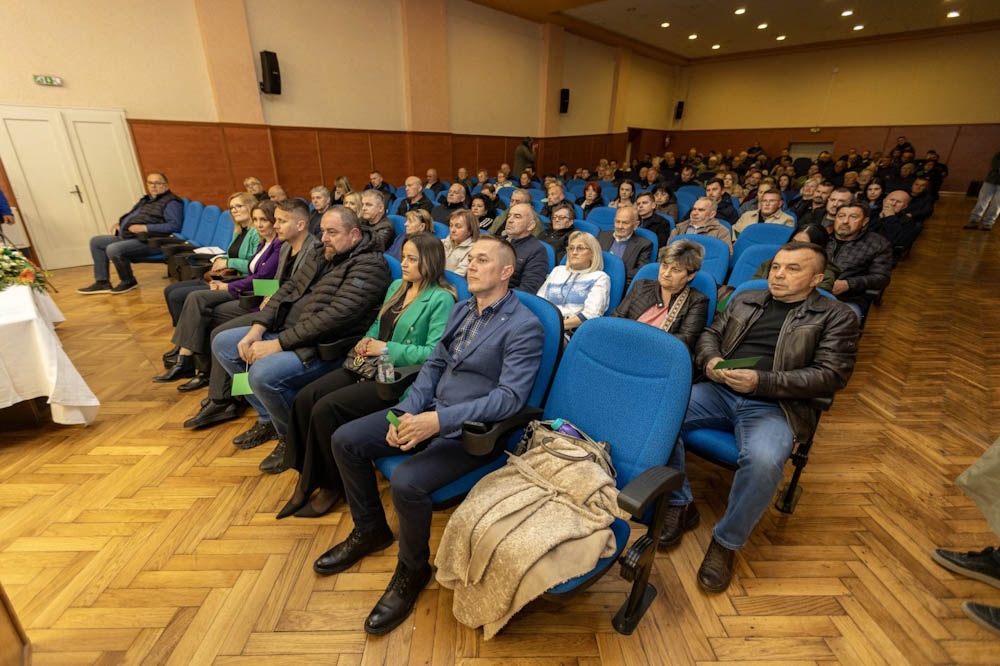Udruga EKO Kutjevo: “Pogažena riječ županice Jozić - Umjesto obećanog ukidanja dozvole, braniteljima u Kutjevu nudi se ilegalna politička trgovina!”