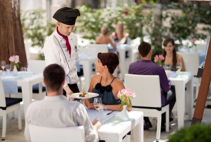 Vodeća turistička kompanija u Hrvatskoj osigurava 200 stipendija za učenike diljem Hrvatske