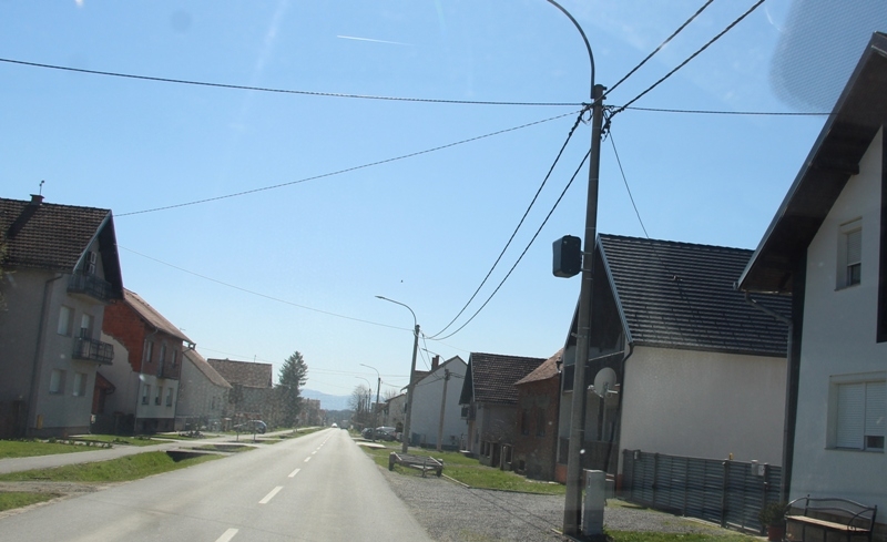 Vozači oprez - postavljena nova, najsuvremenija putna kamera u Alilovcima