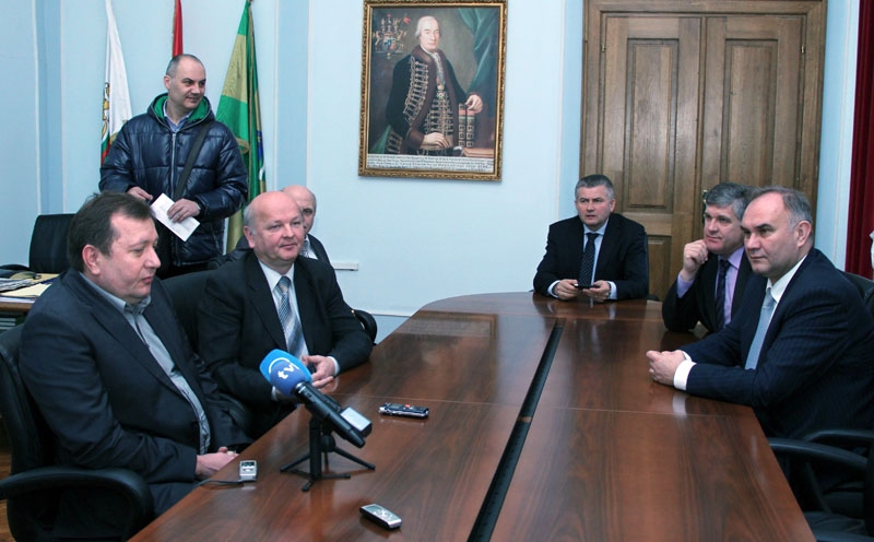 Zainteresirani za proizvode Kutjeva, Plamena i Spin Valisa