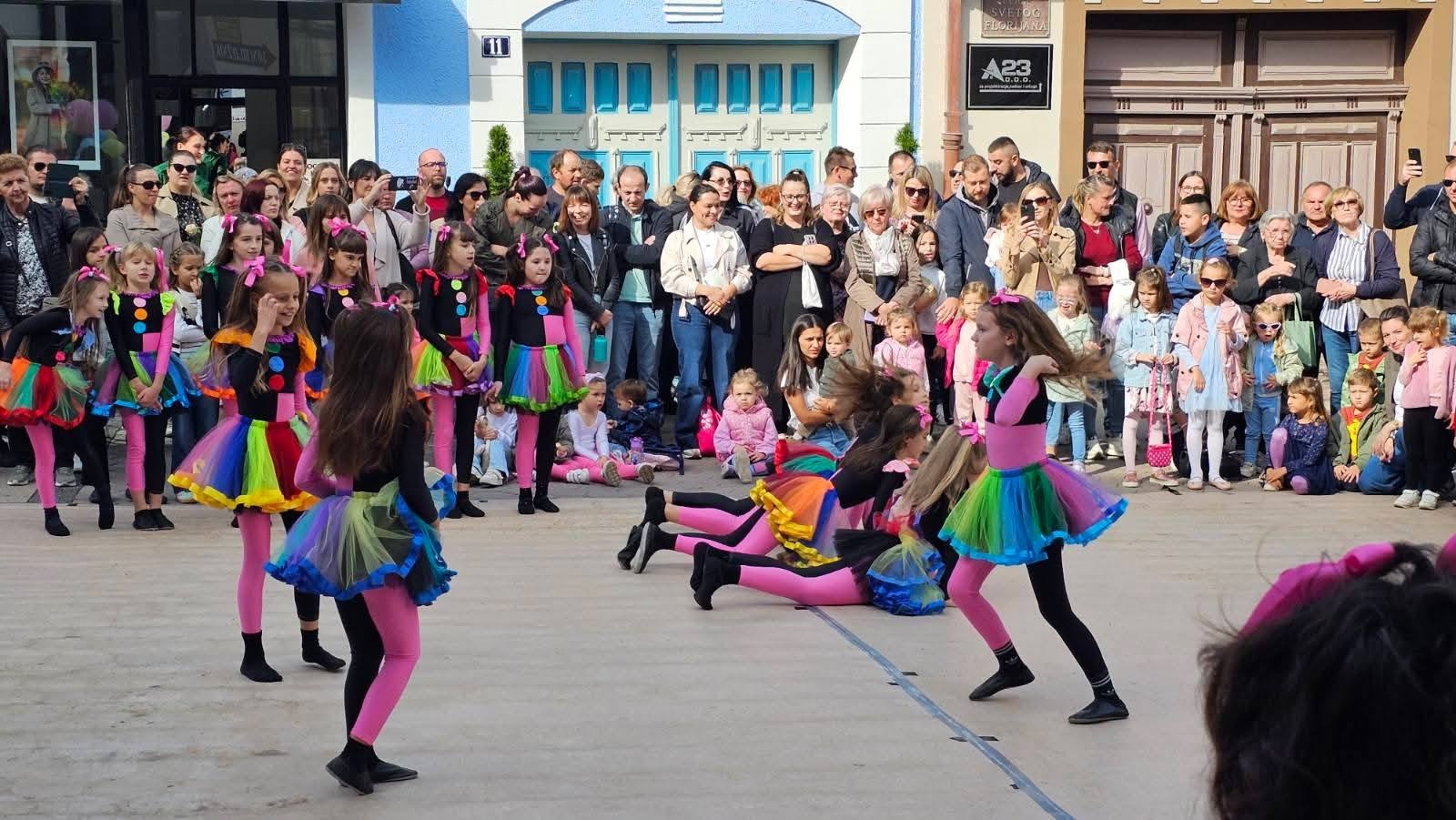 Završen Dječji tjedan uz puno plesa, igre i smijeha u pješačkoj zoni
