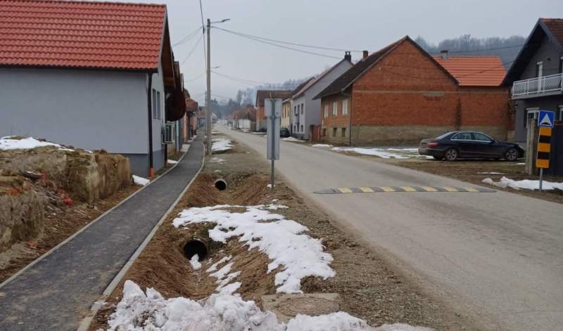 Završena izgradnja pješačke staze dužine 585 metara u ulici Stari Brestovac u općini Brestovac