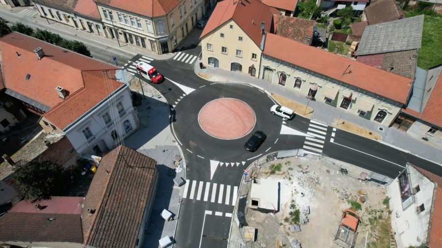 Završeni radovi na zapadnom ulazu u središte Požege, slijedi uređenje okolnog prostora