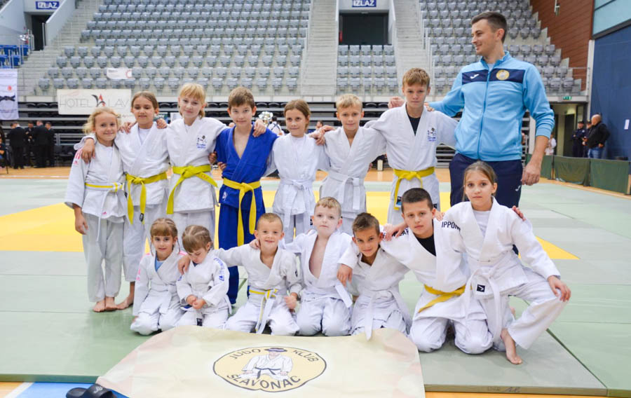 Judo klub Slavonac osvojio 17 medalja na međunarodnom turniru i pehar za peto mjesto u ukupnom poretku