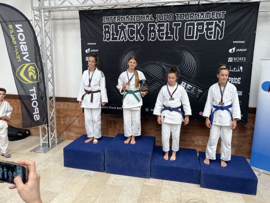 Judo klub Slavonac osvojio četiri medalje na međunarodnom turniru Black Belt Open u Zagrebu