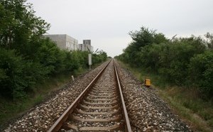 Na željezničkoj pruzi otuđeno više stotina metara kabela kraj Mihaljevaca
