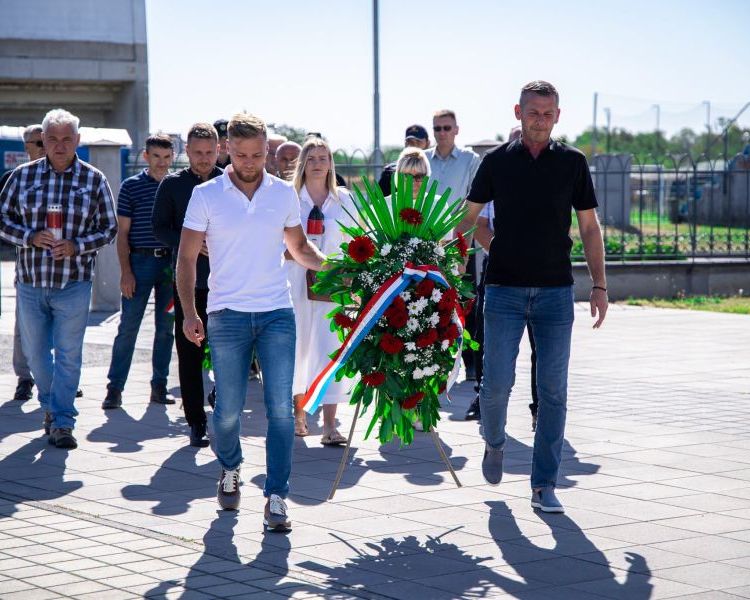 U prigodi Dana grada Kutjeva odana počast poginulim hrvatskim braniteljima
