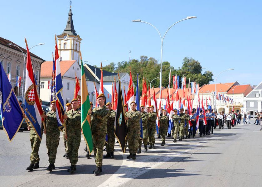 Obilježen Dan hrvatskih branitelja Požeško-slavonske županije i 35 godina od oslobođenja vojarne