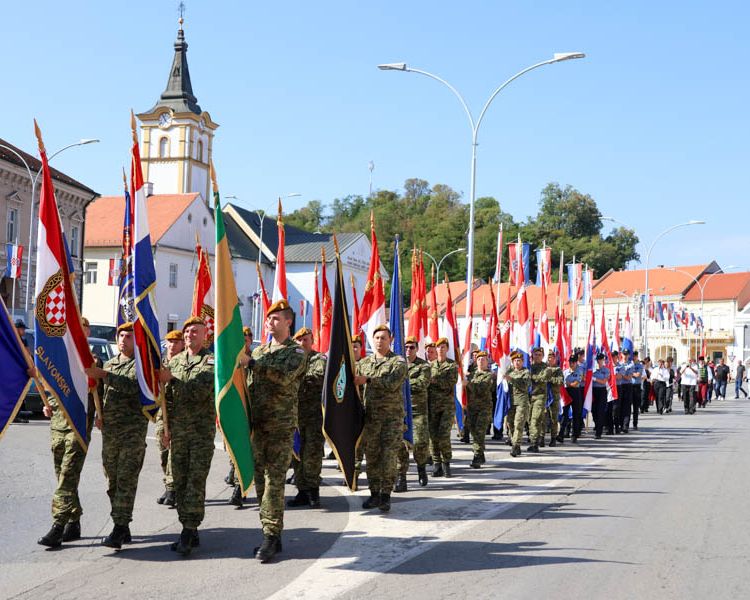 Obilježen Dan hrvatskih branitelja Požeško-slavonske županije i 35 godina od oslobođenja vojarne