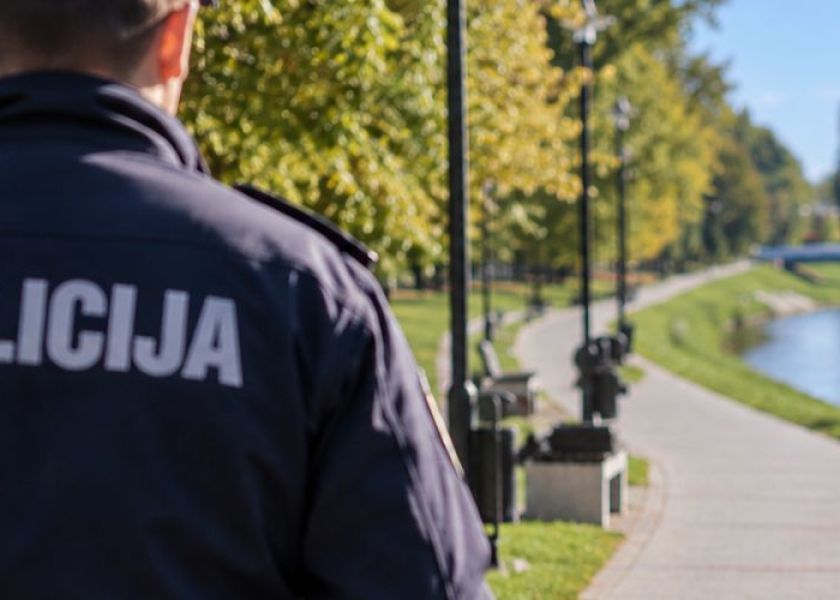 Pas se otrgnuo s povodca i na šetnici uz Orljavu ugrizao djevojku i njezina psa